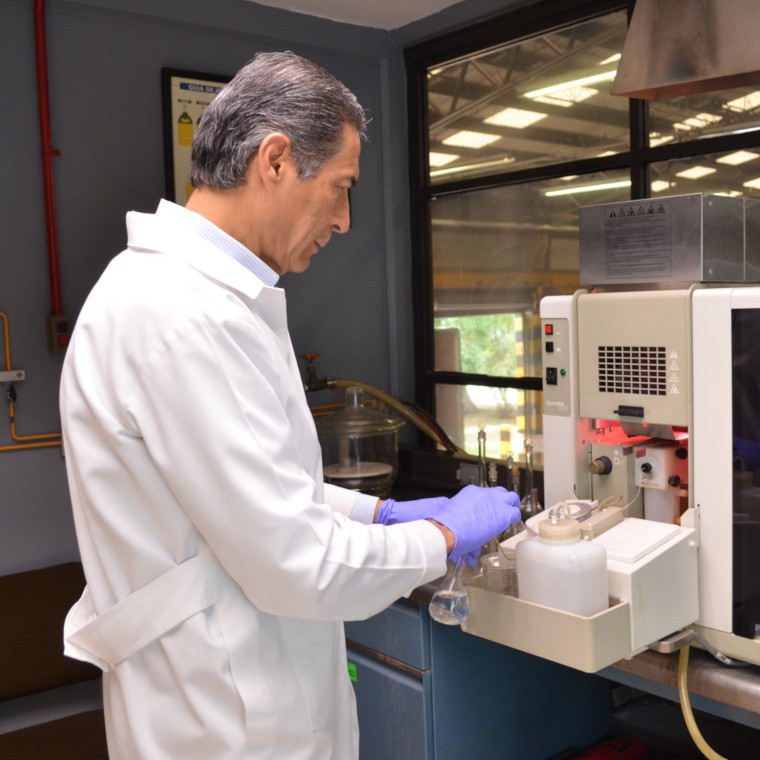 Laboratorio de Electrodos Infra, Análisis por Absorción Atómica