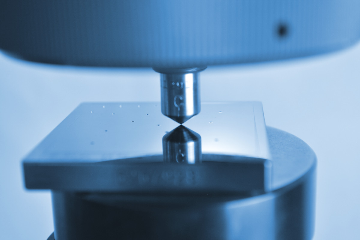 Análisis Químicos, Determinación de Carbono y Azufre en Minerales, 