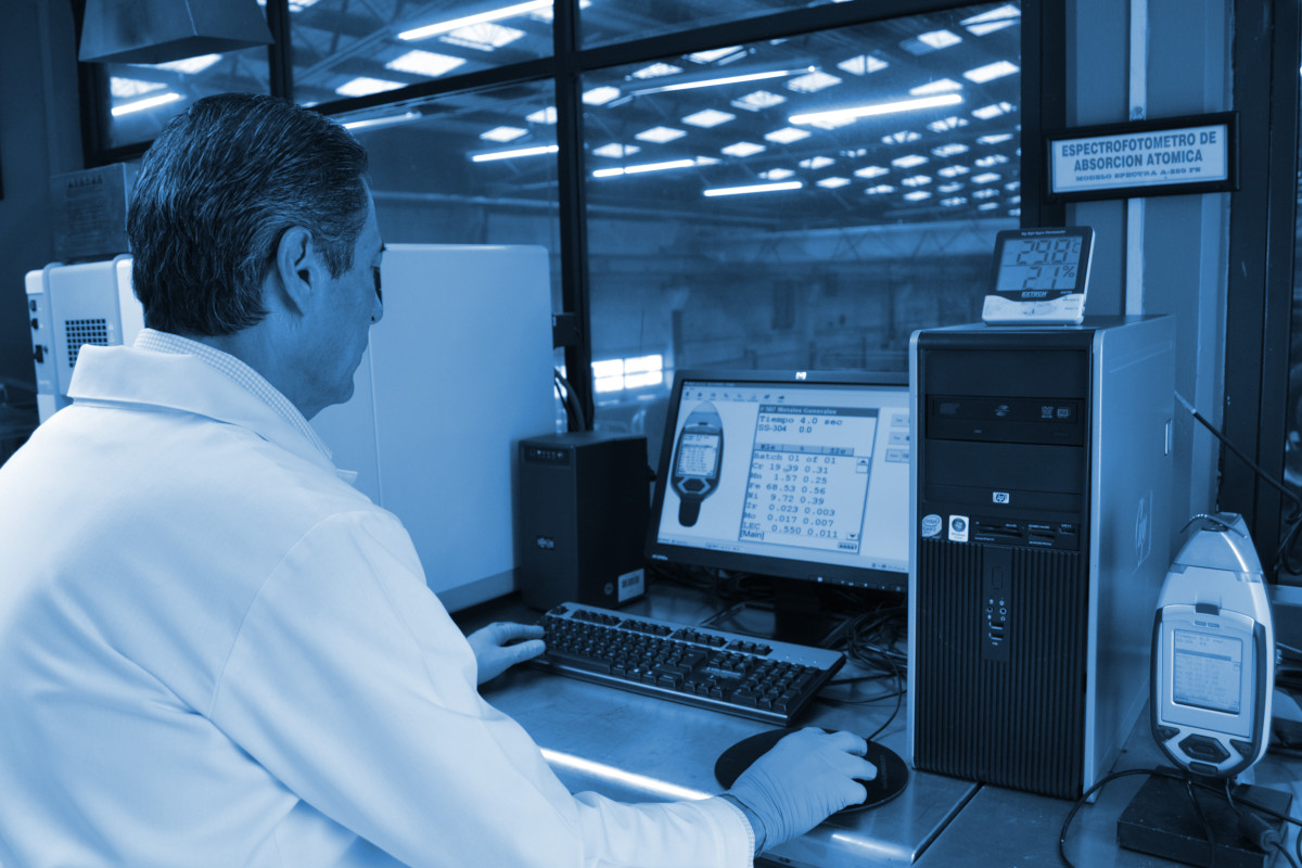 Análisis Químicos, Determinación de Carbono y Azufre en Minerales, 